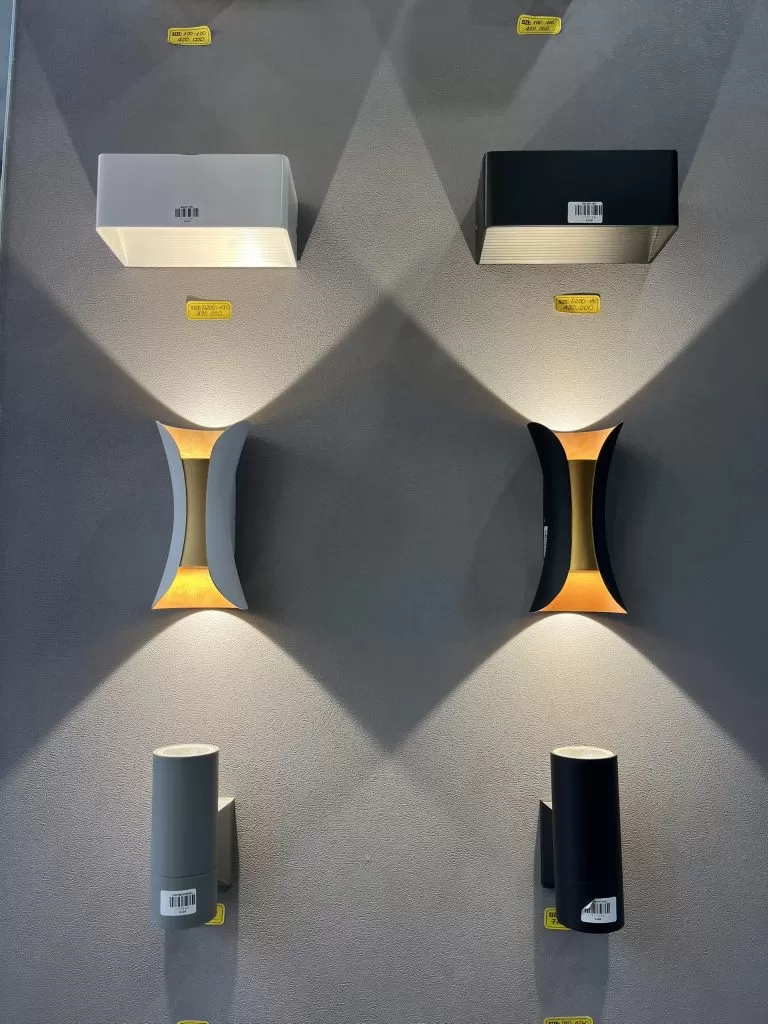 Đèn led gắn tường
