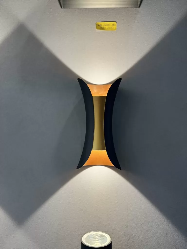 Đèn led gắn tường 2