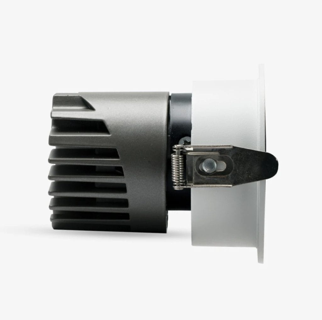 Đèn LED âm trần chiếu điểm (spotlight) Rạng Đông AT39 76/12W 3