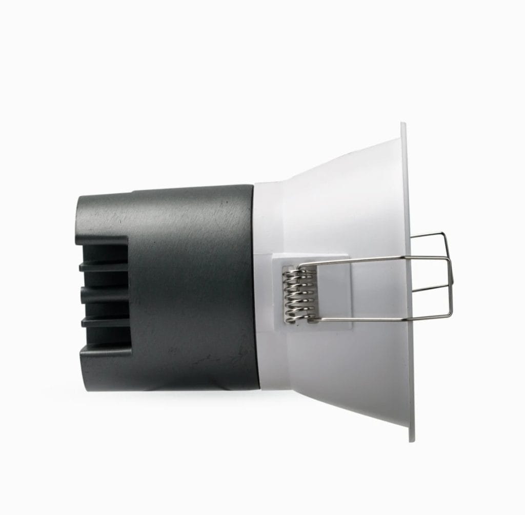 Đèn LED âm trần chiếu điểm (spotlight) Rạng Đông AT41 86/12W 4
